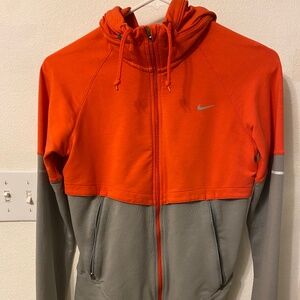 Nike running sweater